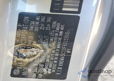 2015 Kia Sedona L z USA, uszkodzony, nr VIN KNDMA5C13F6015906